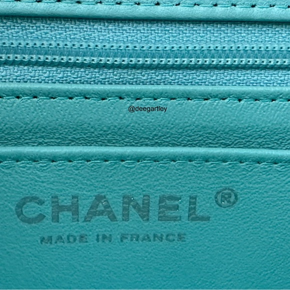 Chanel 19C Tiffany Blue Rectangular Mini - Picture 11 of 15